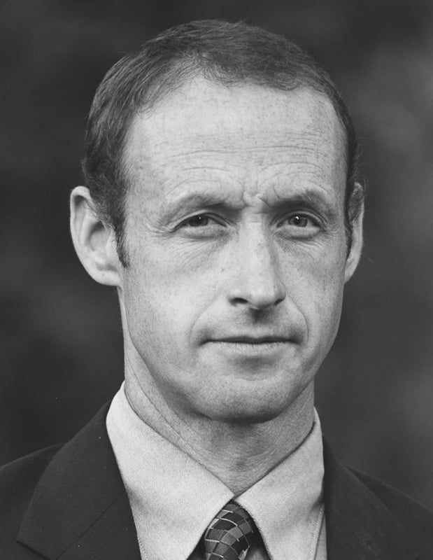 Dr. Nathan Schmiedicke